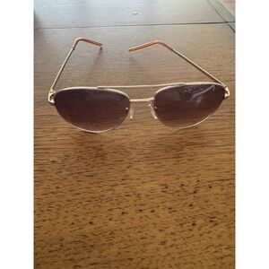 Aviator Sunglasses Gold Tone Brown Gradient Lenses Women's Fashion Eyewear